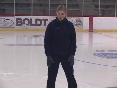 Ice Skating Turns Advanced: Backward Inside Brackets (Amy Brolsma)