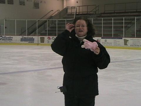 Ice Skating Tips For Beginners Video – Fun Basics (Sheila Thelen)